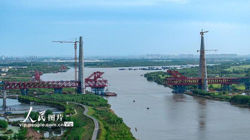 安徽馬鞍山 巢馬鐵路馬鞍山公鐵兩用長江大橋建設(shè)忙